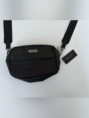 Black Men's Belt Bag with Quilted Front